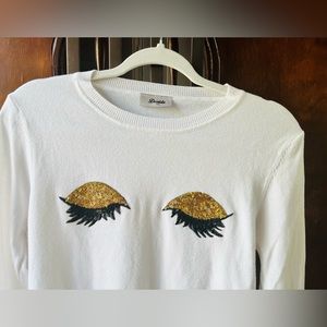 White long sleeve sweater sexy eyelashes